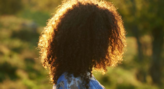 How to lock moisture into thick natural hair