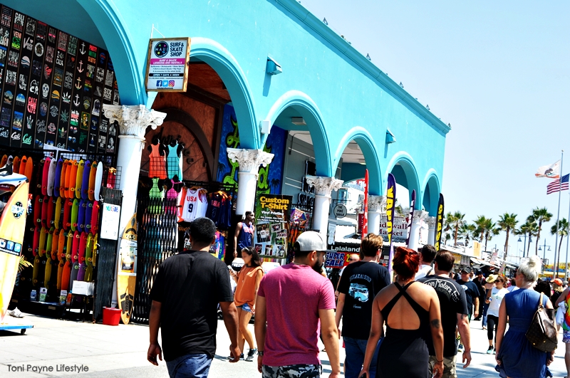 Things to do at Venice beach - boardwalk