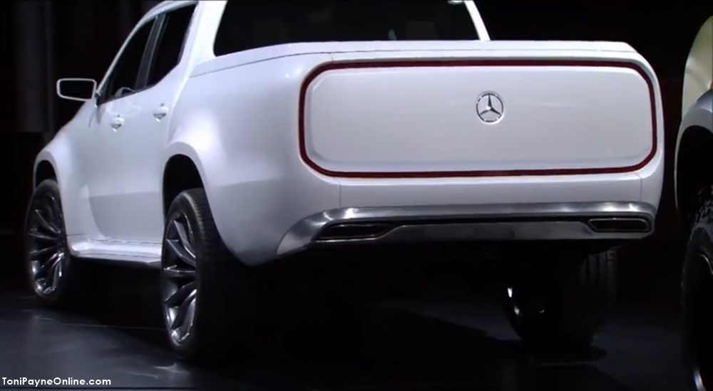 Pictures of the Mercedes-Benz Pickup Truck